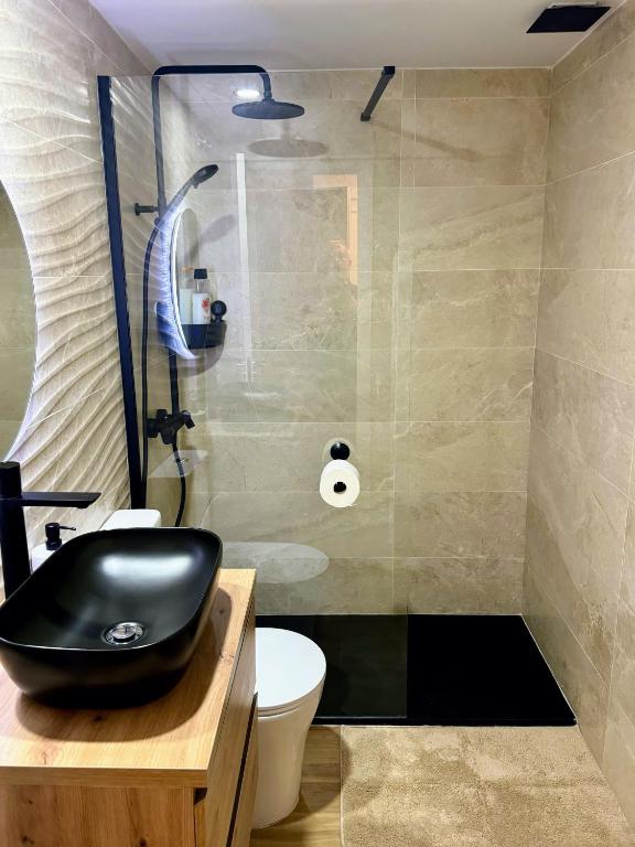 Airport Madrid Plenilunio Suites blue