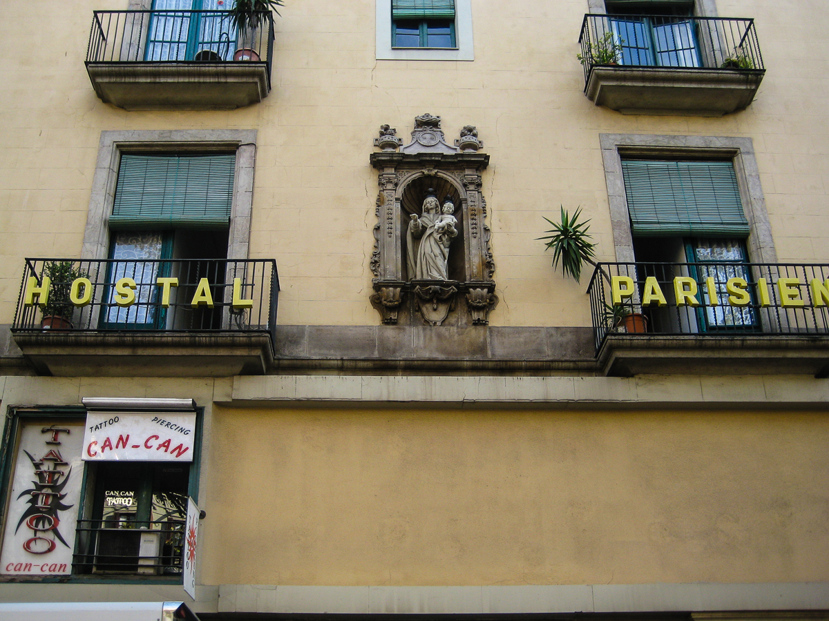 Hostal Parisien