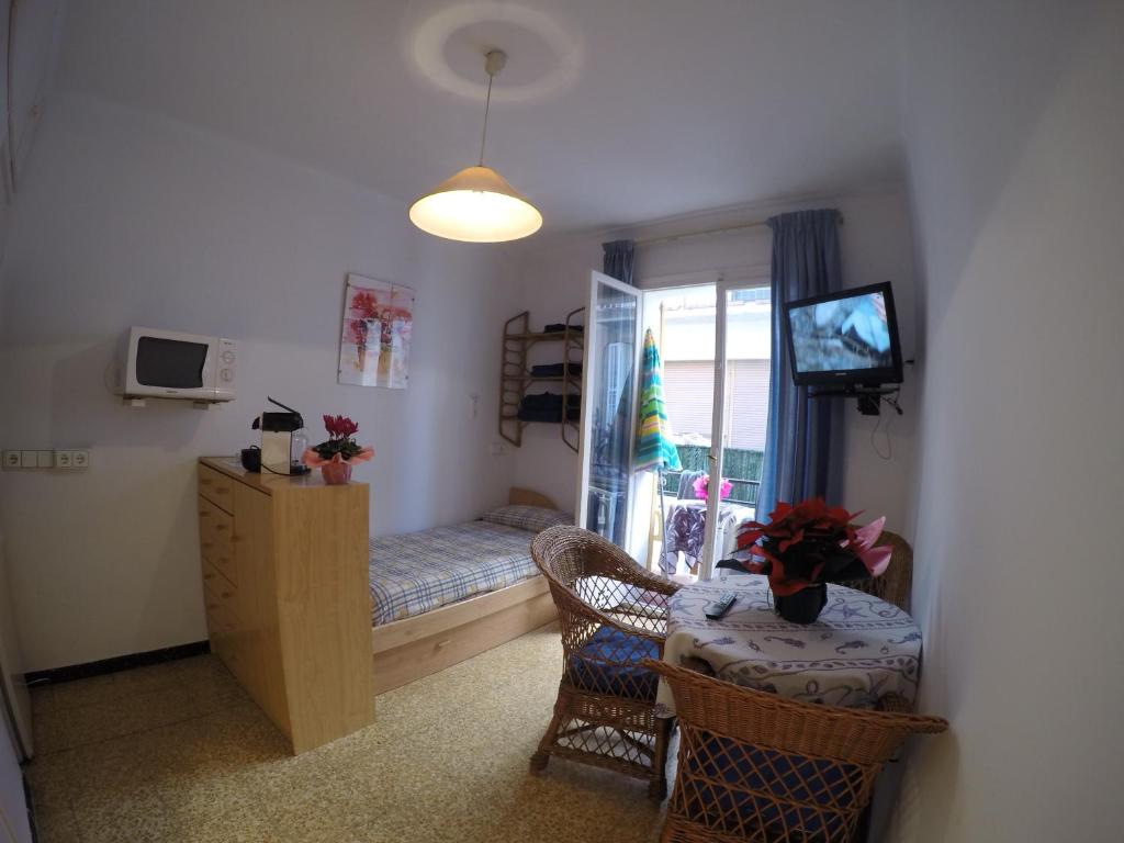 Apartamentos Montserrat