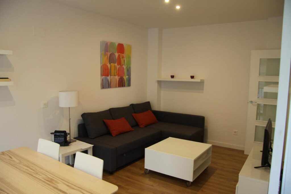 Apartamentos Hiedra Y Tapinería Mercado Central