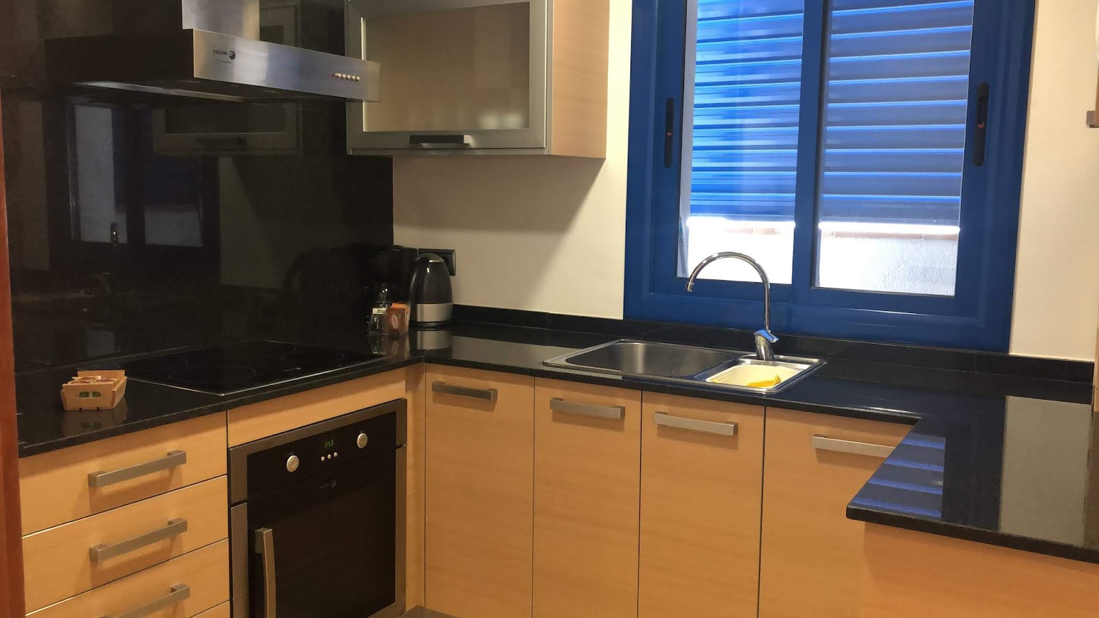 Lucasland Sitges Apartments