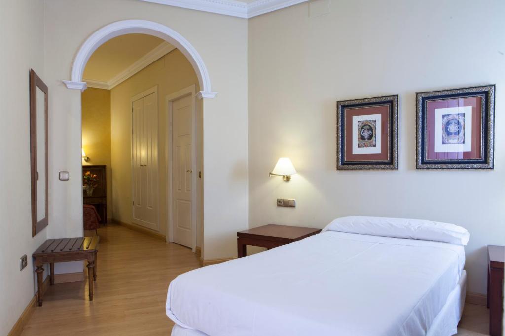 Hotel Cervantes