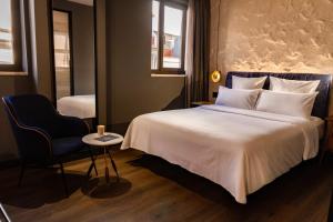 Letoh Letoh Sevilla