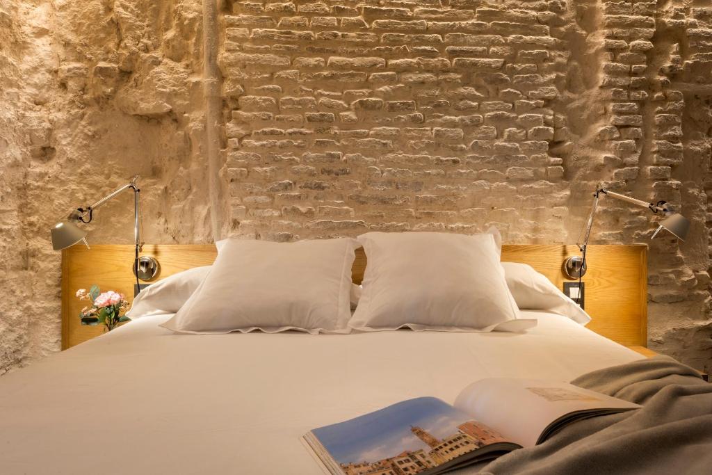 Torre Homenaje Historical Suites