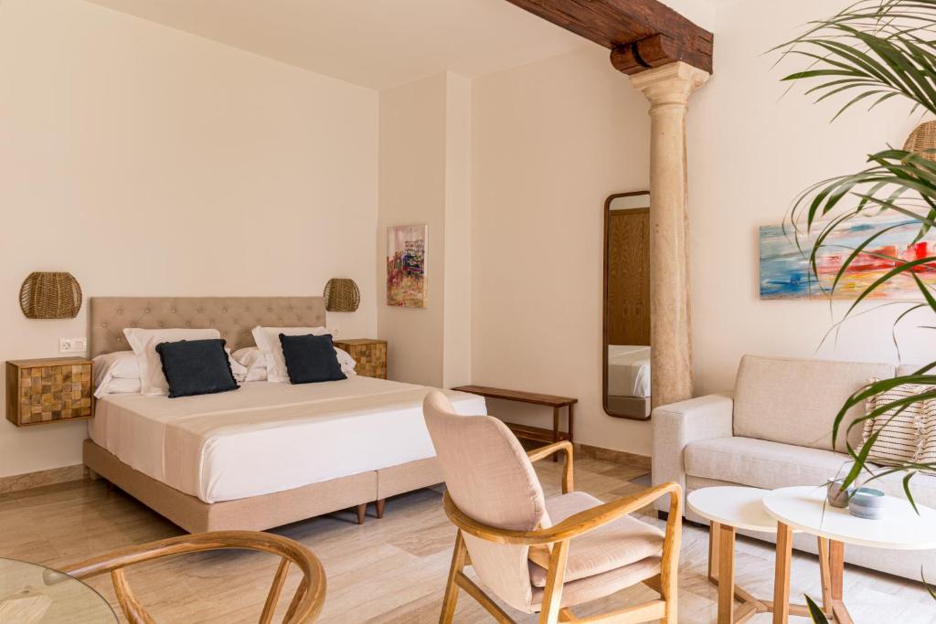 Puerta Catedral Apartments