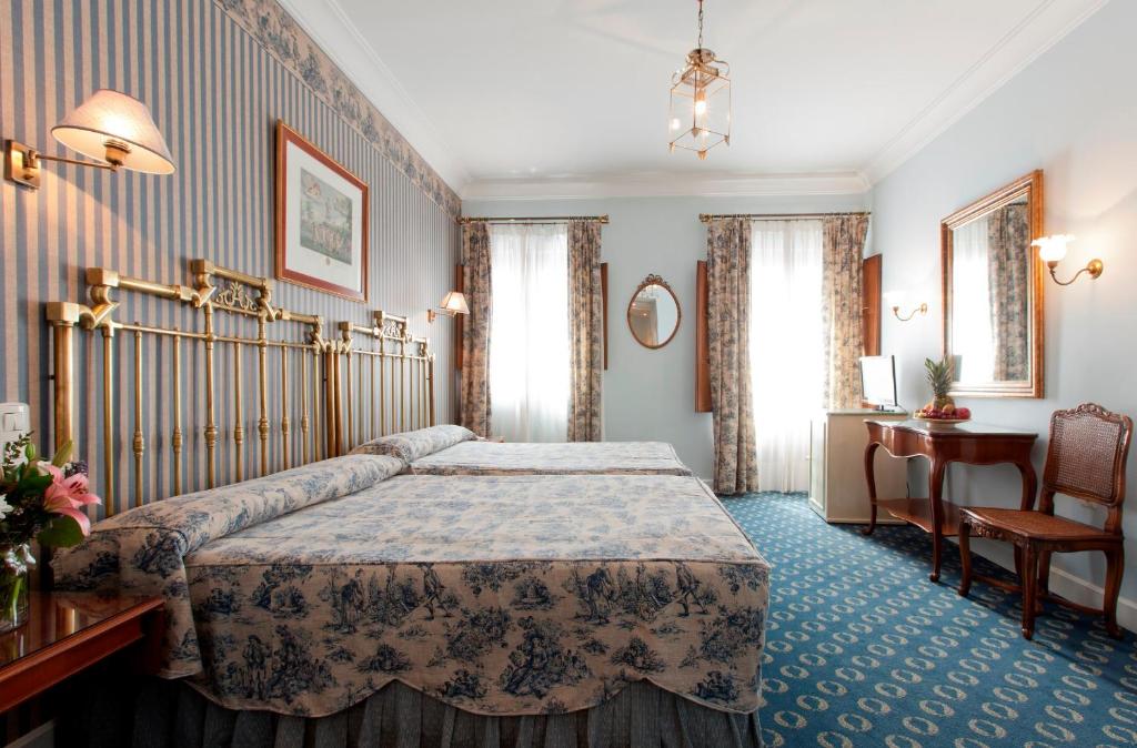 Hotel Doña María