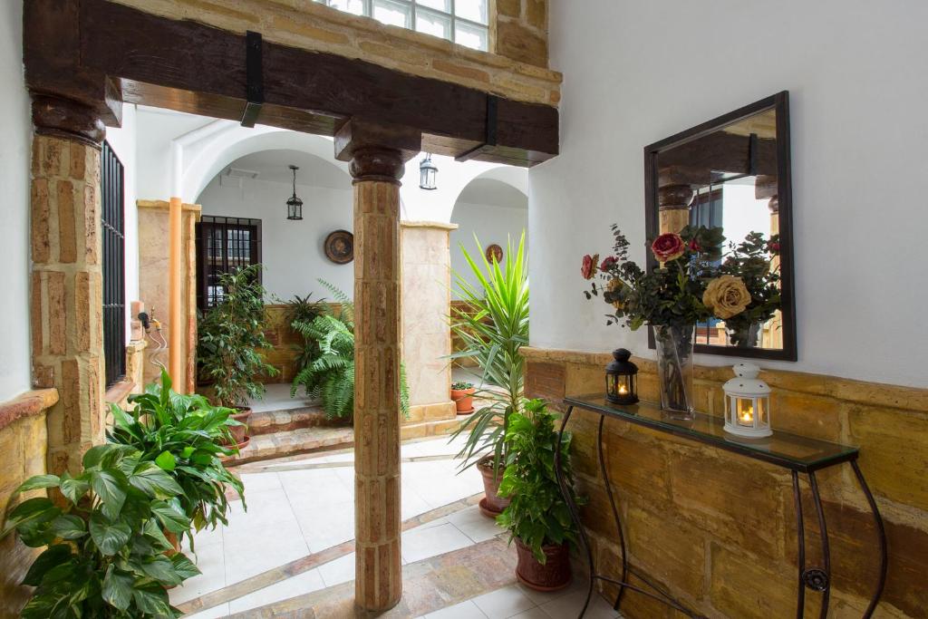Casa Turística Patio Cordobés – Parking Privado En La Judería