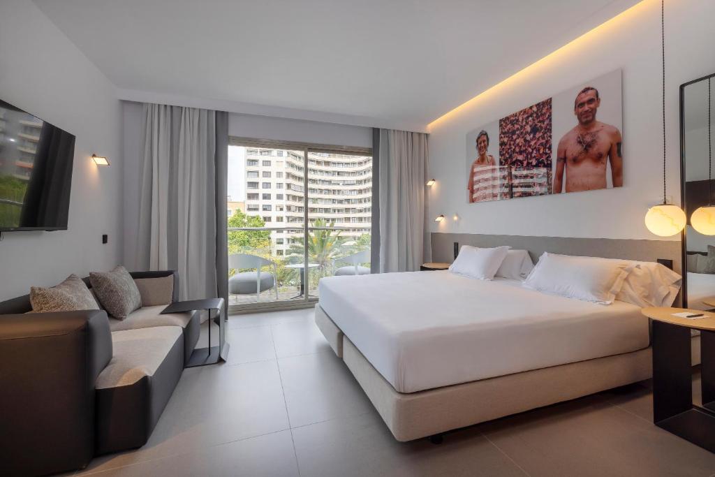 Hm Jaime Iii Hotel