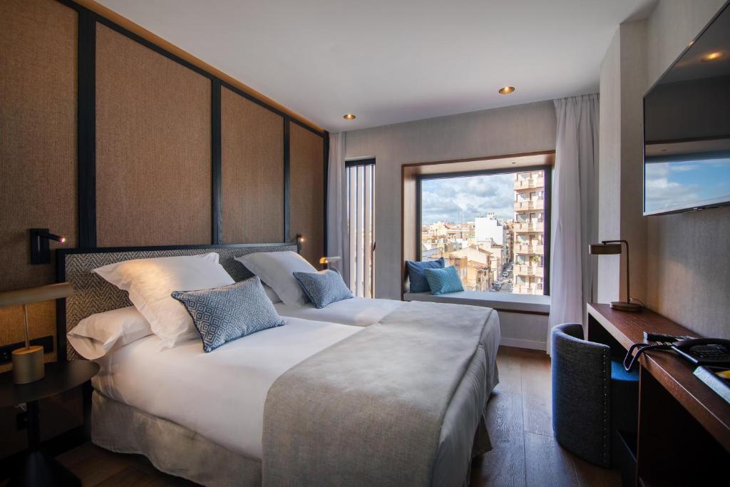 Js Palma Plaza Hotel