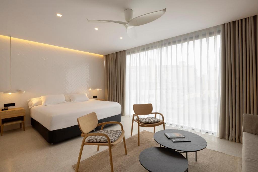 Hm Palma Blanc Hotel