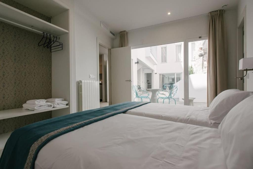 Apartamentos Rg Suites Plaza Del Salvador