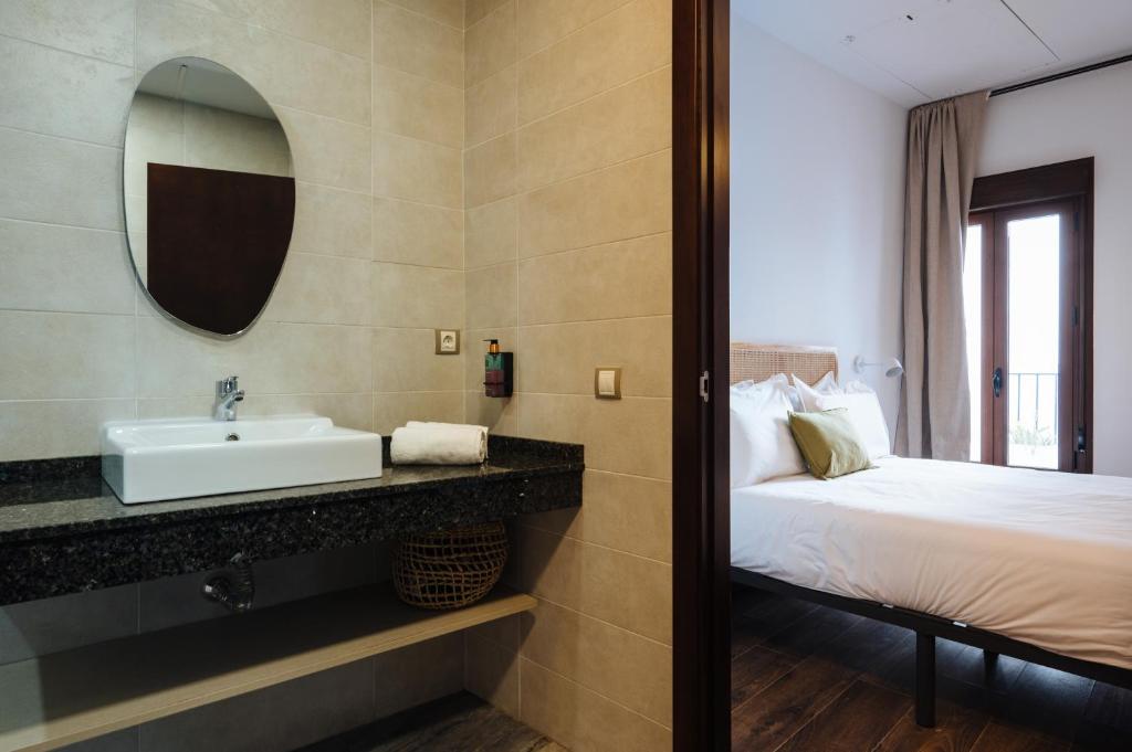 Apartamentos «El Escondite De María»