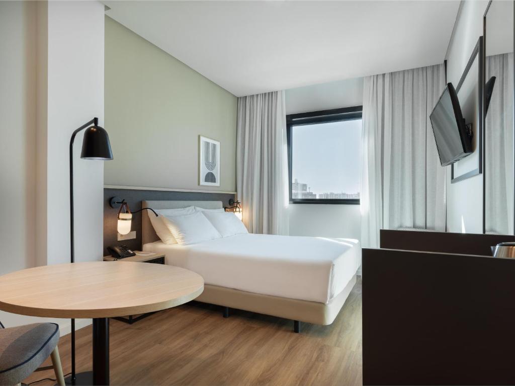 Hotel Málaga Alameda Centro Affiliated By Meliá