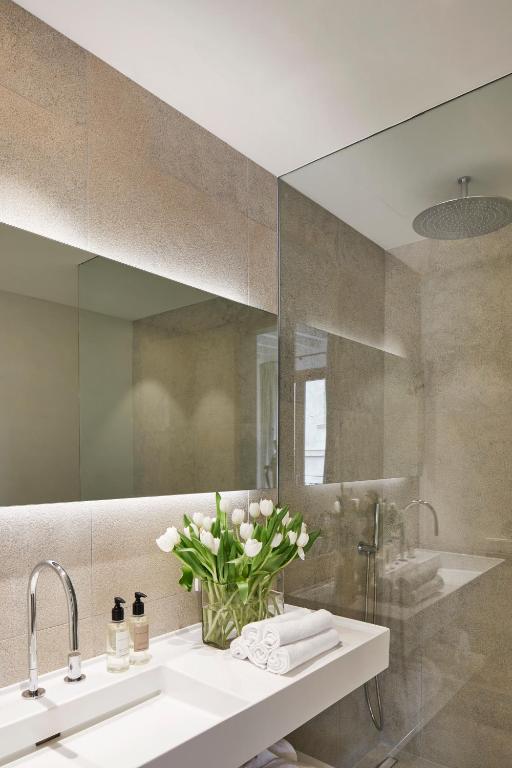Vila Damunt Suites
