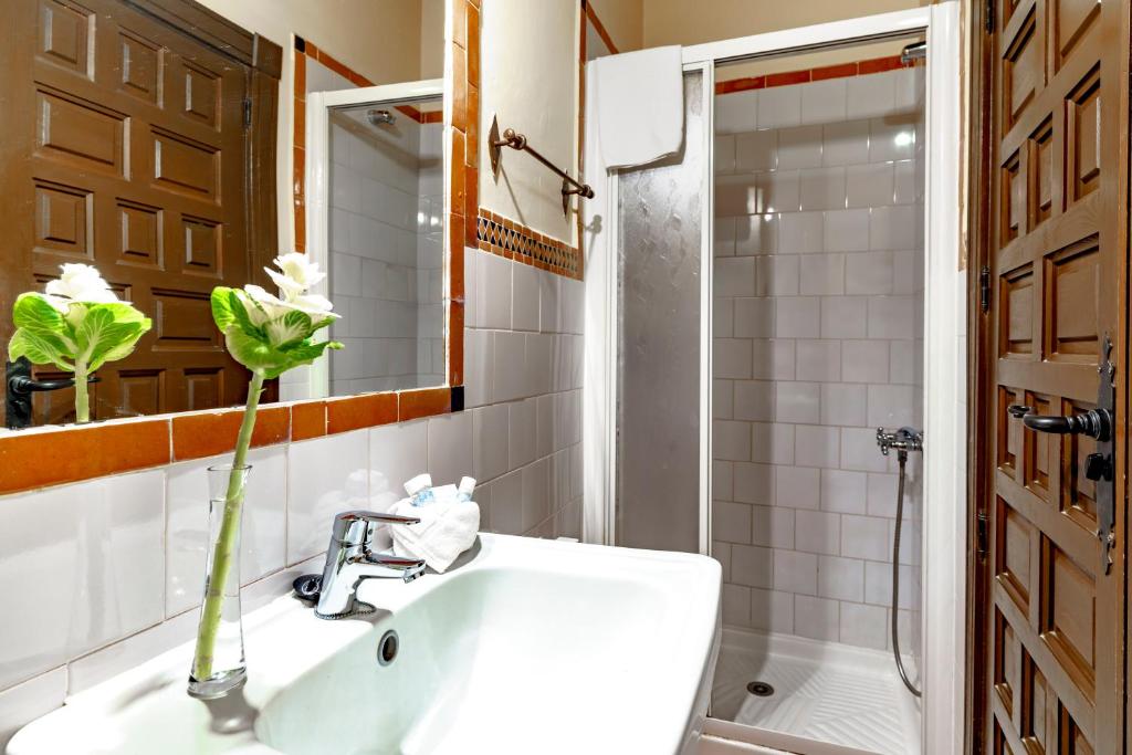 Casa Del Capitel Nazari Hotel