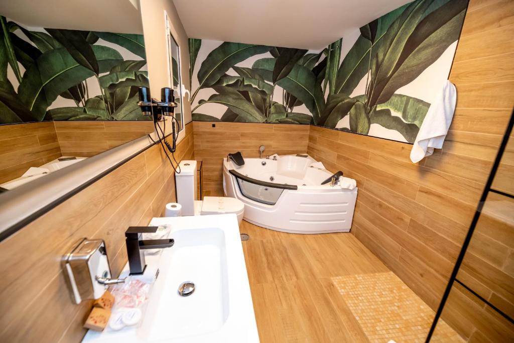 Hotel Monasterio Granada – Adults Only