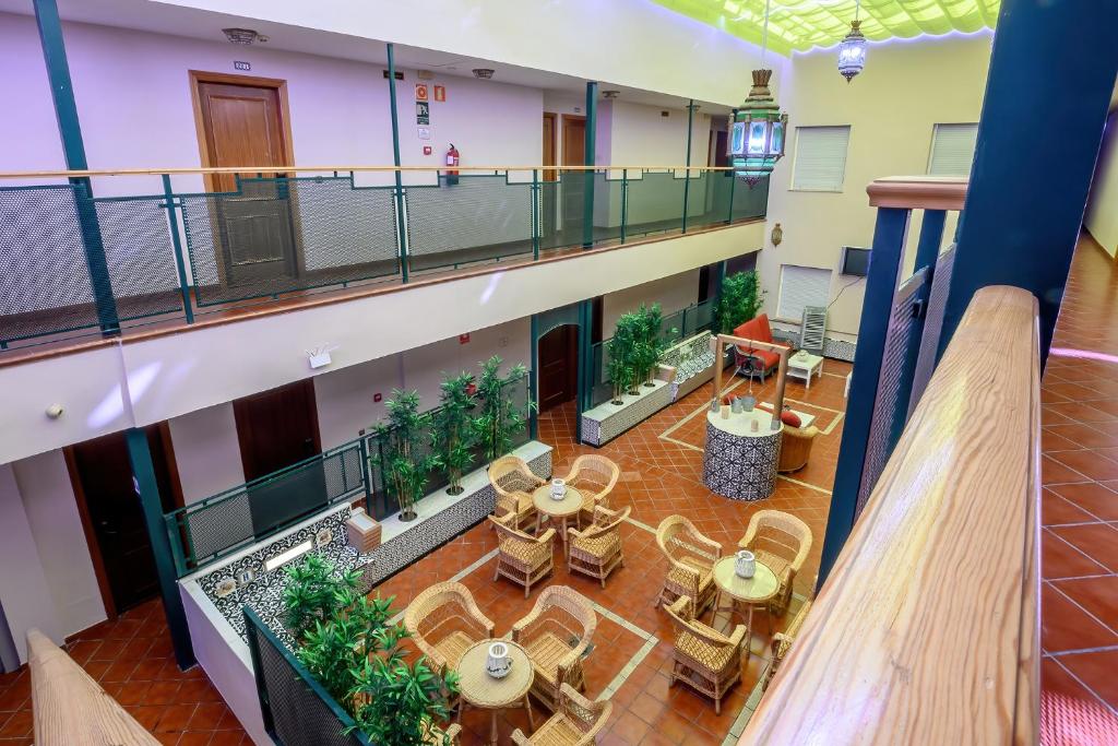 Hotel H28 Camas