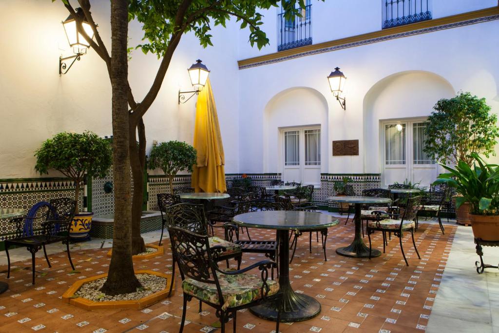 Hotel Cervantes