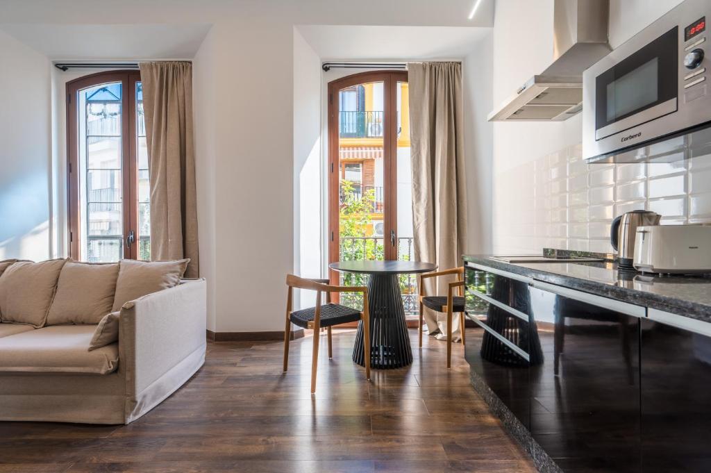 Apartamentos «El Escondite De María»