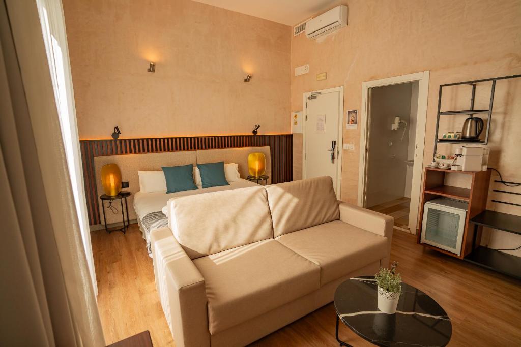 Isa Sevilla Suites