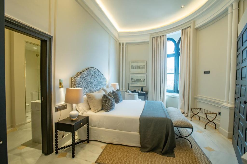 Soho Boutique Castillo De Santa Catalina – Adults Recommended