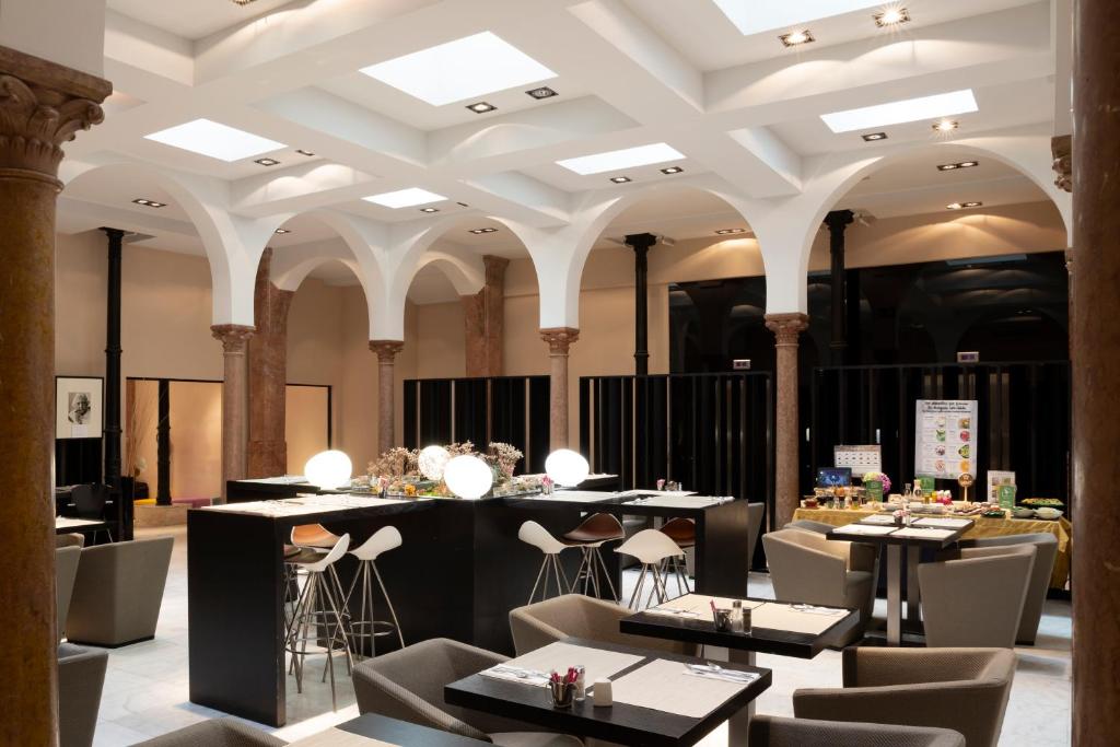 Petit Palace Plaza Malaga Hotel