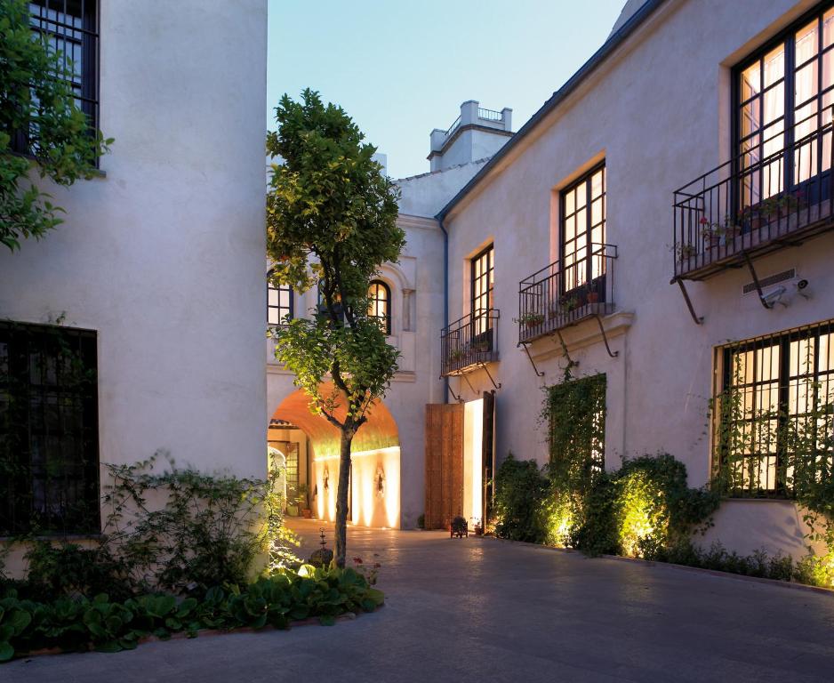 Hospes Palacio Del Bailio, A Member Of Design Hotels