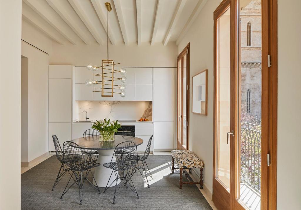 Vila Damunt Suites