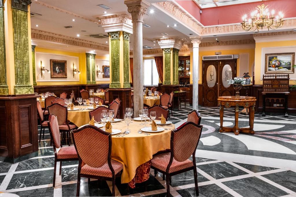 Hotel Reina Cristina