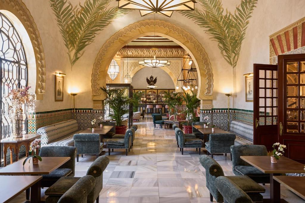 Alhambra Palace Hotel