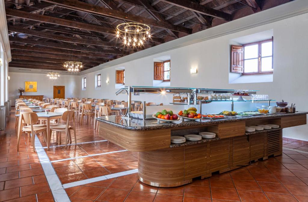 Hotel Macià Monasterio De Los Basilios