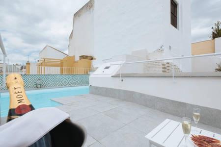 Apartamentos Rg Suites Plaza Del Salvador