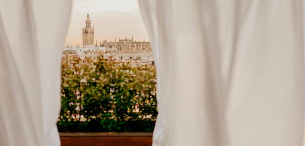 Hotel Colón Gran Meliá – The Leading Hotels Of The World