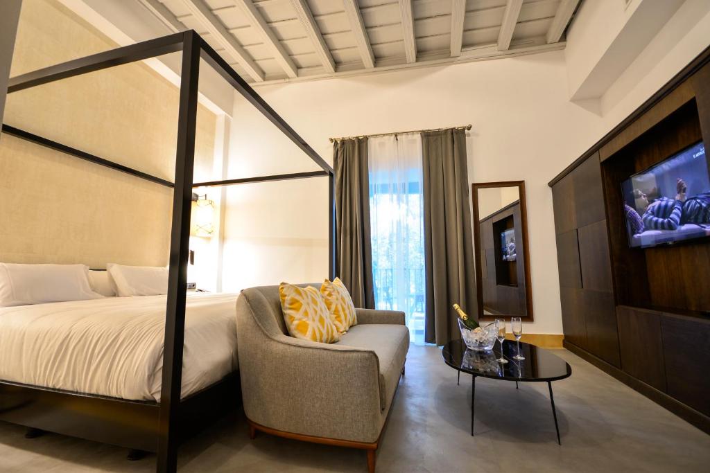 Hotel Legado Alcazar