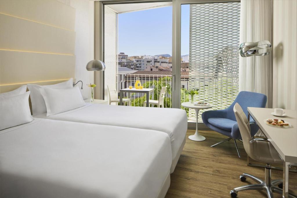 Nh Málaga