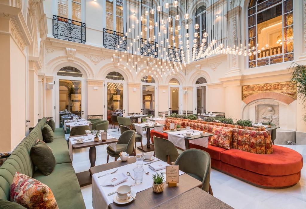 Palacio Gran Vía, Royal Hideaway Hotel
