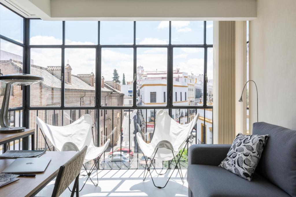 Thesuites Sevilla