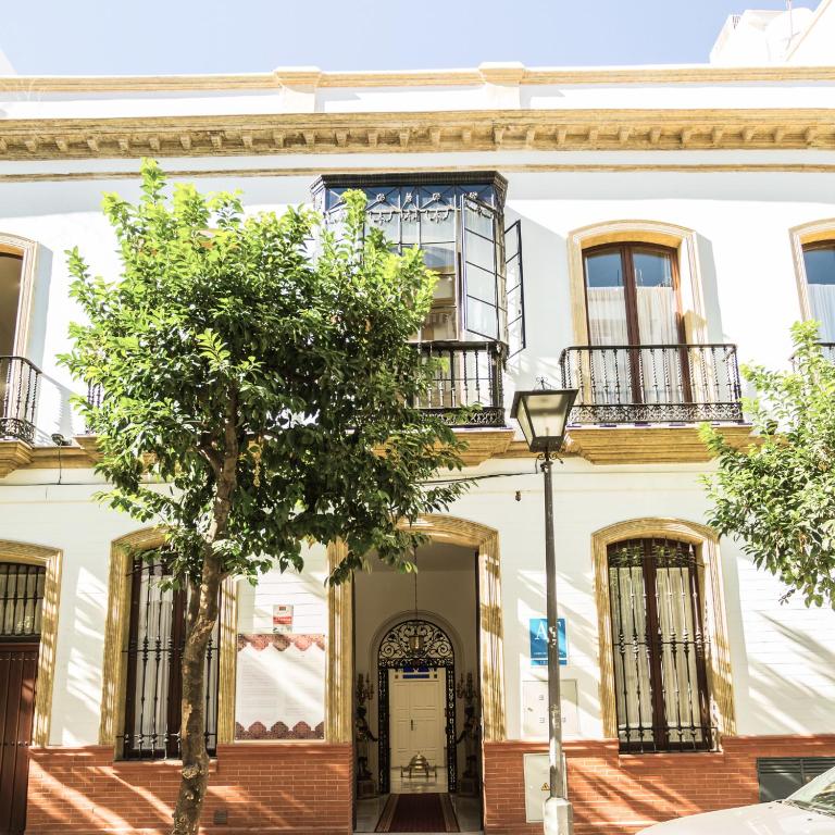 Apartamentos «El Escondite De María»