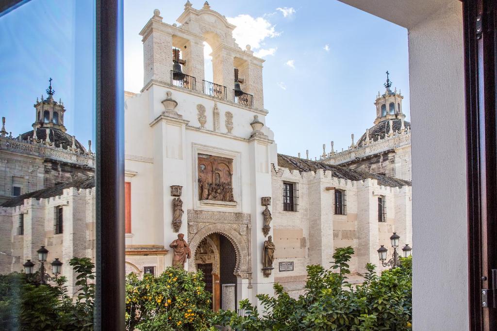 Puerta Catedral Apartments