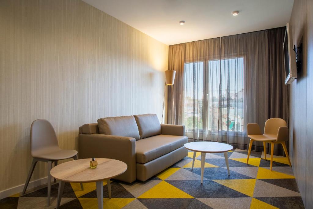 Hotel Macia Sevilla Kubb