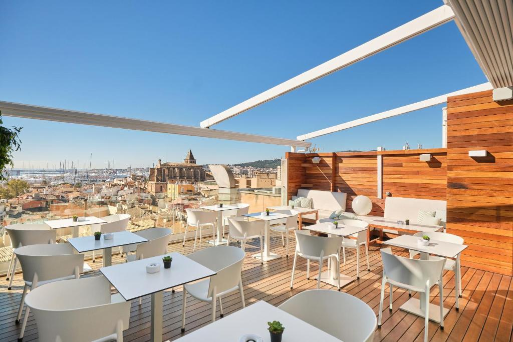 Hotel Almudaina