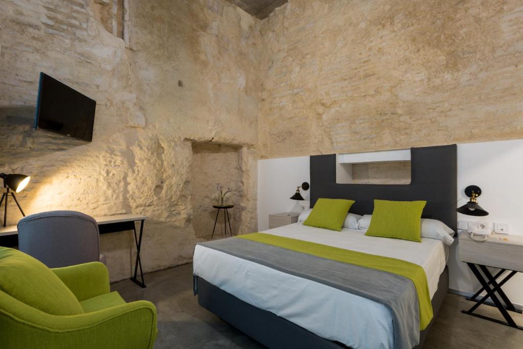 La Puerta De Palacio – Adults Only