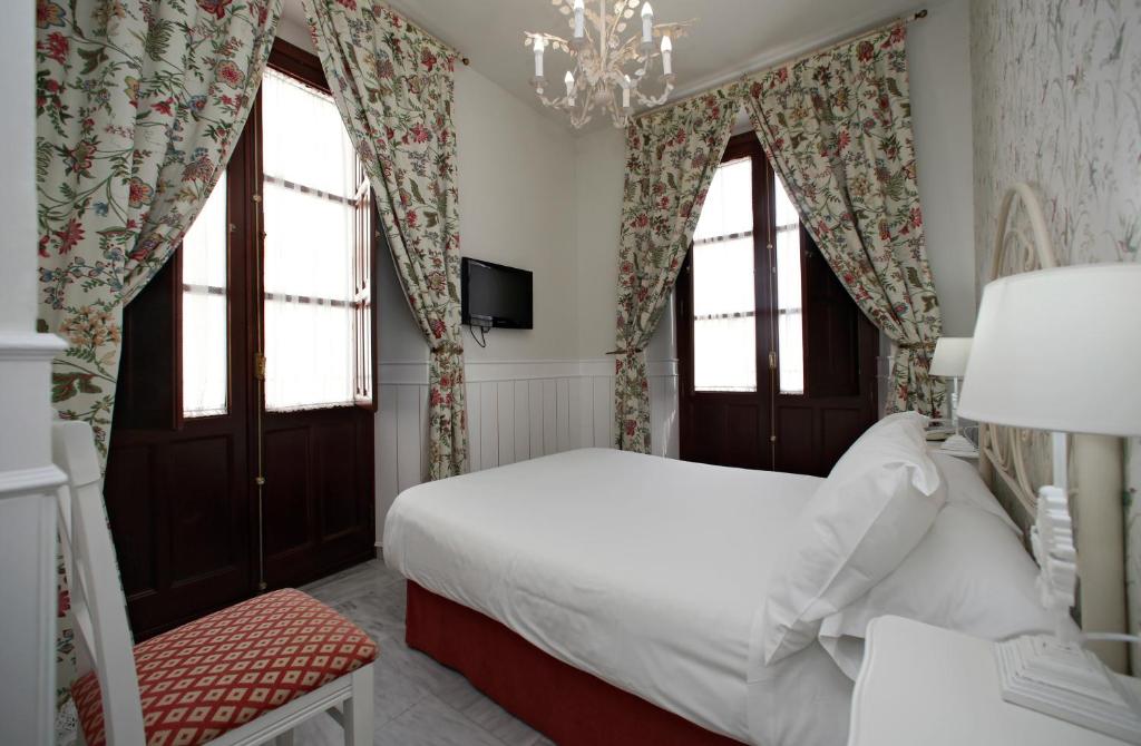 Basic Hotel Puerta De Sevilla
