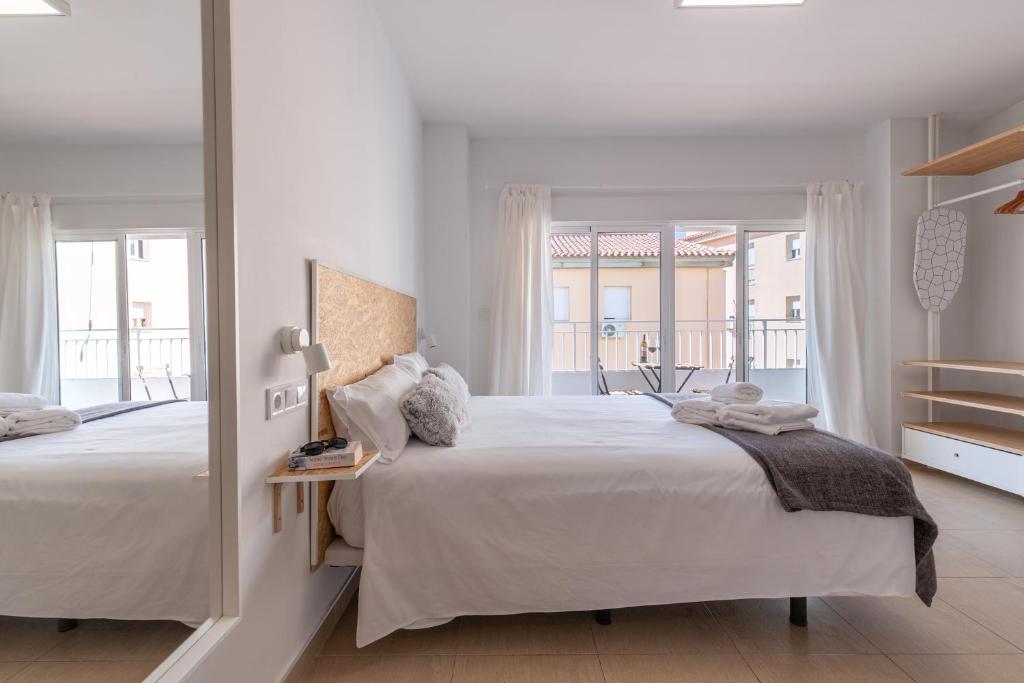 Homeabout La Merced Studios