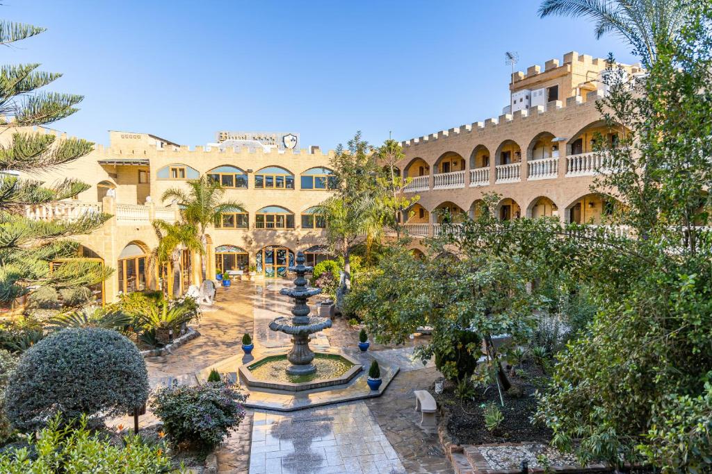 Hotel Plaza Del Castillo