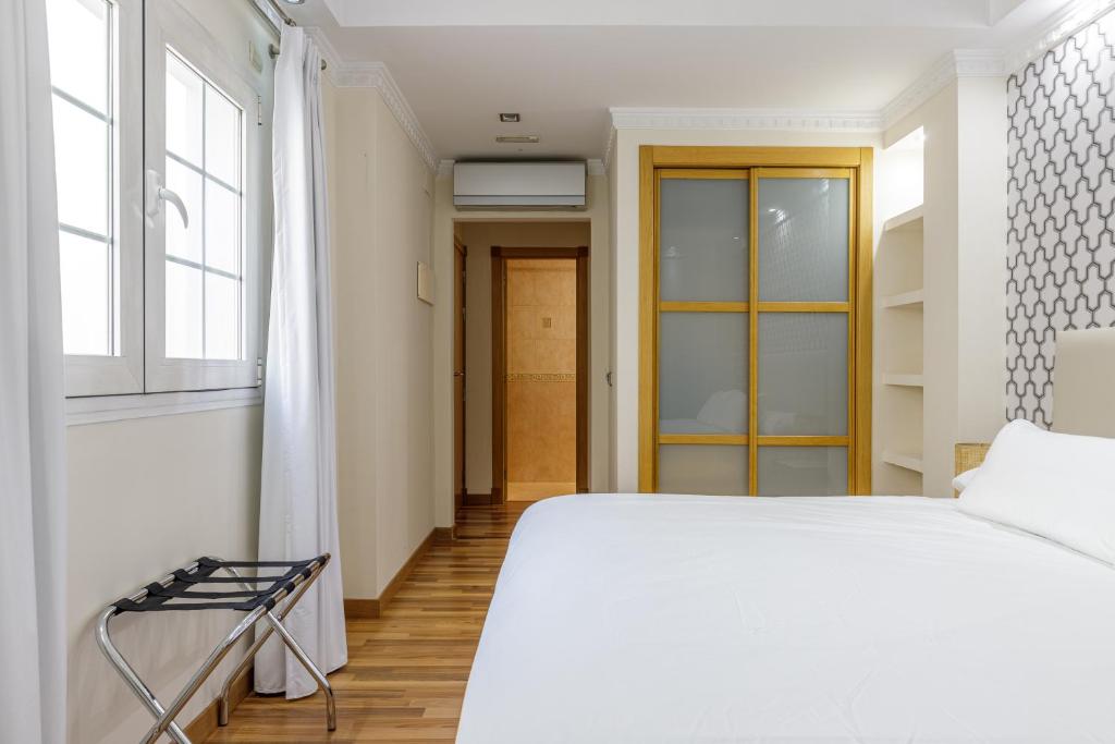 H-A Hotel Trebol