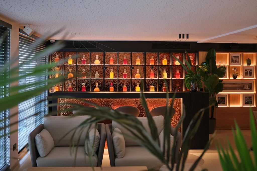 Nakar Hotel