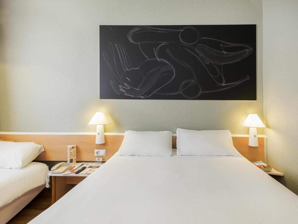 Ibis Granada