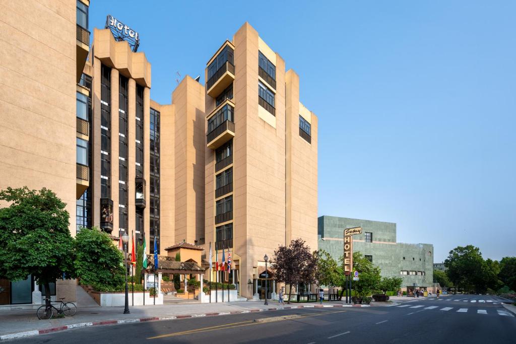 Saray Hotel