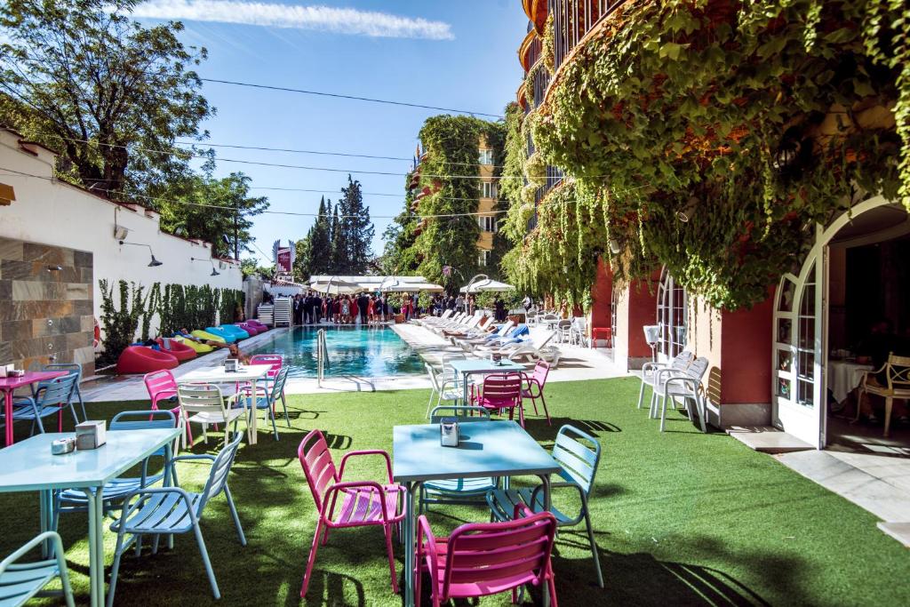 Los Angeles & Spa Hotel